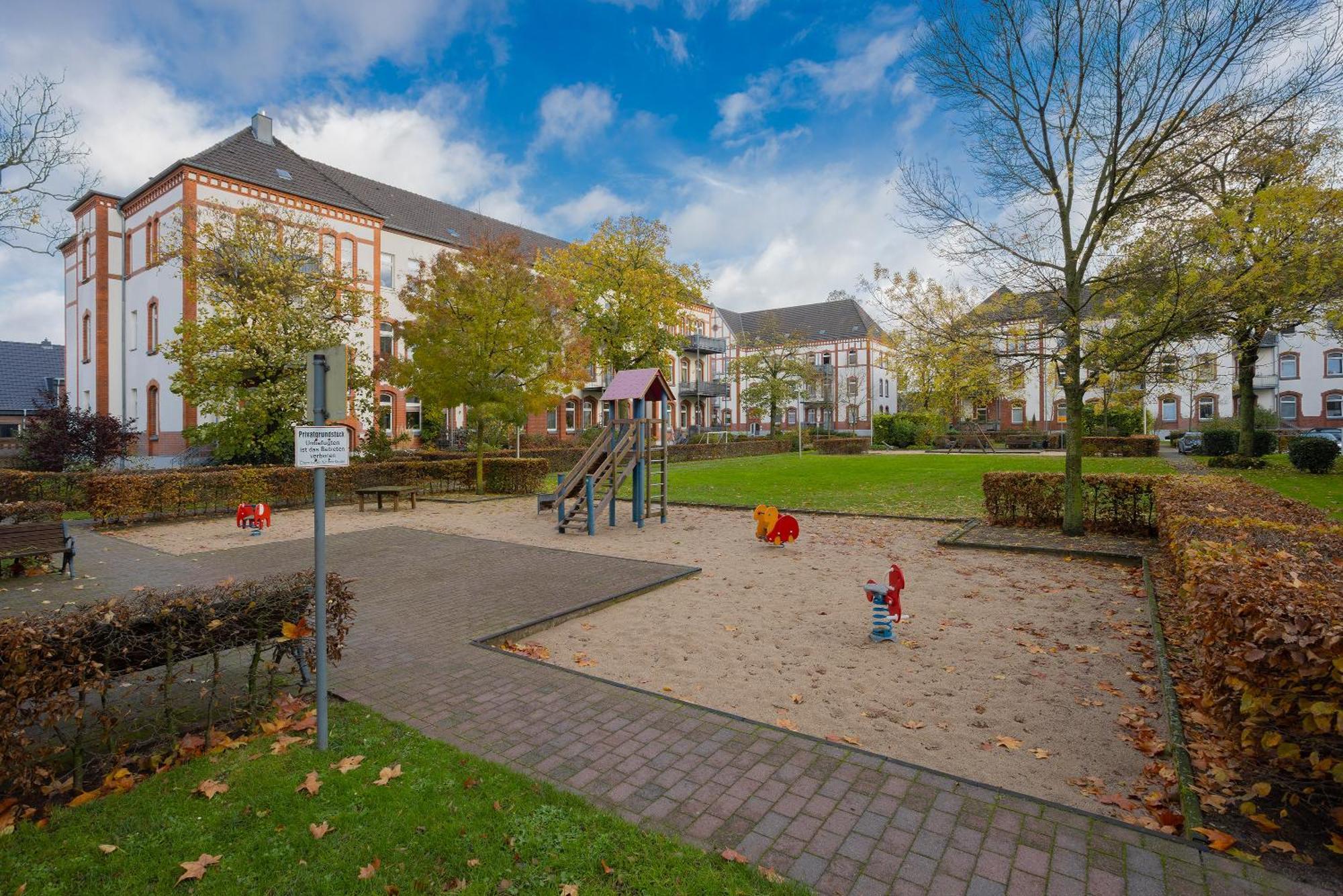 Stilvoll & Historisch I Kingbetten+Kueche+Parkplatz فيسيل المظهر الخارجي الصورة